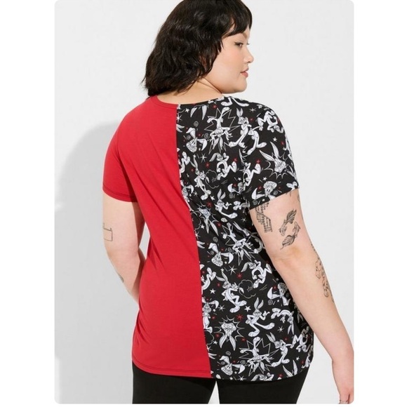 TORRID WARNER BROS Looney Tunes Bugs Bunny Classic Fit Colorblock Tee - Picture 2 of 10